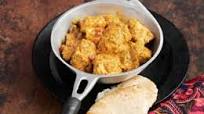 Chicken Tikka Masala mit Naan und Raita Chicken Tikka Masala mit Naan und Raita