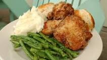 Southern Pan-Fried Chicken Southern Pan-Fried Chicken