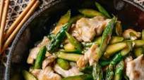 Chicken & Asparagus Stir-fry Chicken & Asparagus Stir-fry
