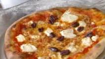 Roasted Red Pepper-Tomato Pizza with Goat Cheese, Basil and Red Chili Oil Roasted Red Pepper-Tomato Pizza with Goat Cheese, Basil and Red Chili Oil