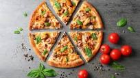 Pizza Frutti di Mare – Pizza with seafood and a delicate milk-cheese sauce Pizza Frutti di Mare – Pizza with seafood and a delicate milk-cheese sauce