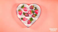 Pink Chocolate Covered Strawberries Pink Chocolate Covered Strawberries