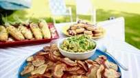 Homemade Chili Potato Chips with Sesame Avocado Salsa Homemade Chili Potato Chips with Sesame Avocado Salsa