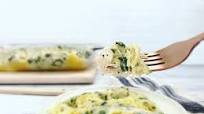Garlic Chicken and Spinach Spaghetti Squash Garlic Chicken and Spinach Spaghetti Squash