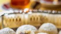 Maamoul (Date Filled Cookies) Maamoul (Date Filled Cookies)