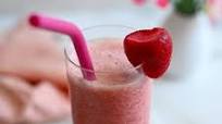 Smoothie with orange juice and berries Smoothie with orange juice and berries