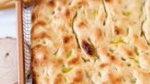 Sourdough Discard Focaccia (Vegan) Sourdough Discard Focaccia (Vegan)