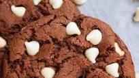 White Chocolate Chip Cookies (With Cake Mix) White Chocolate Chip Cookies (With Cake Mix)