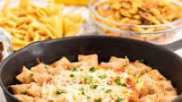 Skillet Pizza Rolls and Pizza Dip Skillet Pizza Rolls and Pizza Dip