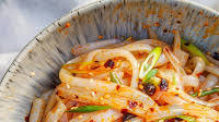 Liang Fen (Mung Bean Jelly Noodles) Liang Fen (Mung Bean Jelly Noodles)