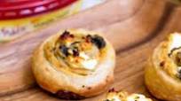 Hummus Pinwheels with Spinach and Feta Hummus Pinwheels with Spinach and Feta