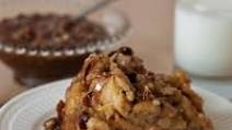 Cinnamon Raisin Bread Pudding with a Caramel Pecan Sauce Cinnamon Raisin Bread Pudding with a Caramel Pecan Sauce