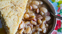Slow Cooker Southern Style White Beans and Ham Slow Cooker Southern Style White Beans and Ham
