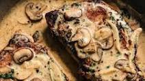 Pork Chops in Creamy Garlic Mushroom Sauce Pork Chops in Creamy Garlic Mushroom Sauce