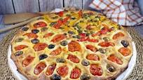 Focaccia barese con impasto senza patate Focaccia barese con impasto senza patate