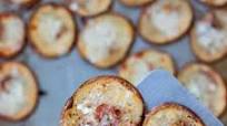 Roasted Onion and Parmesan Baked Potato Chips Roasted Onion and Parmesan Baked Potato Chips