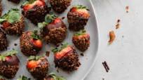 Chocolate Coconut Covered Strawberries Chocolate Coconut Covered Strawberries