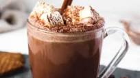 AIP Peppermint Hot Chocolate (paleo, dairy free) AIP Peppermint Hot Chocolate (paleo, dairy free)