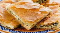 Pasteizinhos e Torta Spanakopita Pasteizinhos e Torta Spanakopita