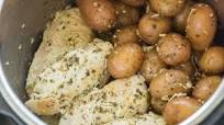 Pesto Parmesan Instant Pot Chicken Breast and Potatoes Pesto Parmesan Instant Pot Chicken Breast and Potatoes
