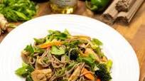 Chicken and Vegetable Soba Noodle Stir Fry Chicken and Vegetable Soba Noodle Stir Fry