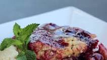 Don't Go Heatin' the House Gluten-Free Fresh Cherry Crumble Don't Go Heatin' the House Gluten-Free Fresh Cherry Crumble