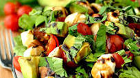 Avocado and Chicken Caprese Salad Avocado and Chicken Caprese Salad