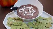 Black Bean Hummus with Spinach Bat Tortilla Chips Black Bean Hummus with Spinach Bat Tortilla Chips