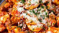 Cheese Tortellini with Meat Sauce Cheese Tortellini with Meat Sauce