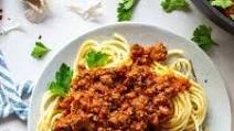 Super Easy Marinara Sauce with Ground Beef {paleo + whole30} Super Easy Marinara Sauce with Ground Beef {paleo + whole30}