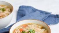 Low FODMAP chicken noodle soup Low FODMAP chicken noodle soup