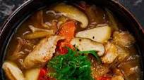 Tonjiru (Japanese Pork Soup) Tonjiru (Japanese Pork Soup)