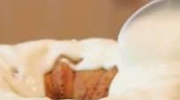 Easy Cream Cheese Glaze (For Pound Cake) Easy Cream Cheese Glaze (For Pound Cake)