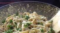 Lighter Chicken Fettuccine Alfredo Lighter Chicken Fettuccine Alfredo