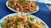 Cheese macaroni in white sauce Cheese macaroni in white sauce