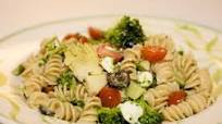 Mediterranean Pasta Salad with Broccoli and Cherry Tomato Mediterranean Pasta Salad with Broccoli and Cherry Tomato