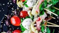 Easy Antipasto Skewers Easy Antipasto Skewers