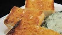 Lisa's Best Ever Garlic Bread Lisa's Best Ever Garlic Bread