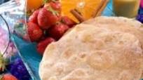 Strawberries Buñuelos Strawberries Buñuelos