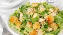 Klassischer Caesar Salad Klassischer Caesar Salad