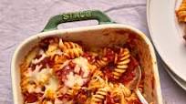 Recipe: Pepperoni Pizza Baked Pasta Recipe: Pepperoni Pizza Baked Pasta