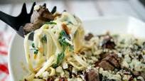 Steak Gorgonzola Alfredo (Olive Garden Copycat) Steak Gorgonzola Alfredo (Olive Garden Copycat)