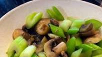 Stir Fry Celery and Mushrooms Stir Fry Celery and Mushrooms