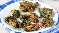 Palak pakoda (Spinach pakora) Palak pakoda (Spinach pakora)