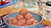 Classic Albóndigas Recipe (Spanish Chorizo and Pork Meatballs) Classic Albóndigas Recipe (Spanish Chorizo and Pork Meatballs)