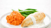 Buttermilk-Ranch Chicken with mashed carrot and green beans Buttermilk-Ranch Chicken with mashed carrot and green beans