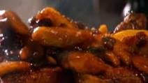 Thick Pork Chops with Spiced Apples and Raisins Thick Pork Chops with Spiced Apples and Raisins