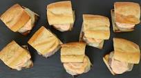 Cheesy Grilled Garlic Bread Burgers Recipe Cheesy Grilled Garlic Bread Burgers Recipe