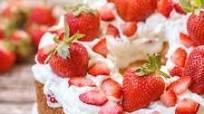 Strawberries and Cream Angel Food Cake Recipe Strawberries and Cream Angel Food Cake Recipe