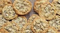 Authentic Mrs. Fields Chocolate Chip Cookies Authentic Mrs. Fields Chocolate Chip Cookies